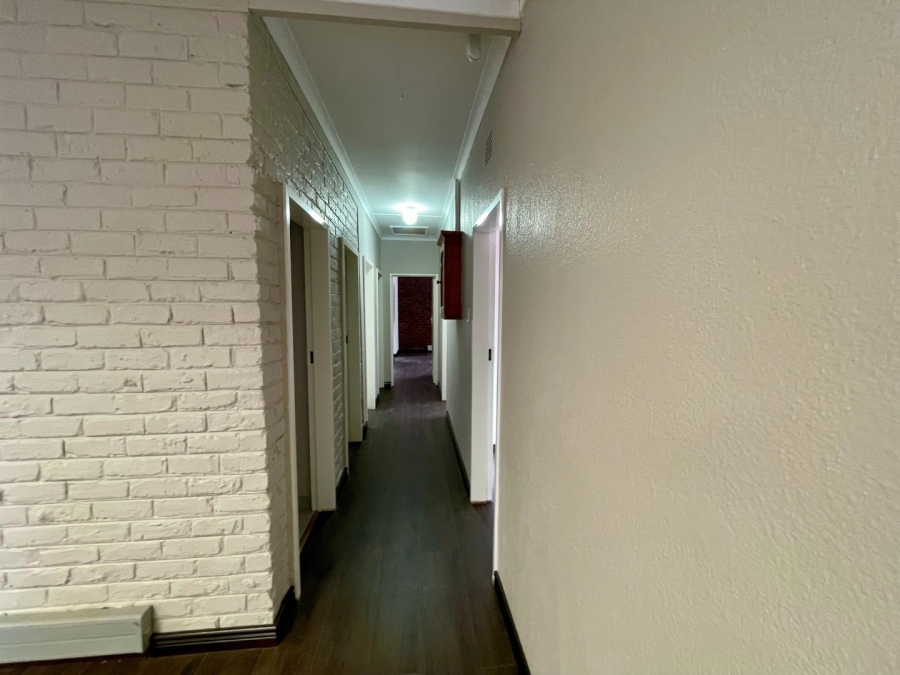 To Let commercial Property for Rent in Wilkoppies North West